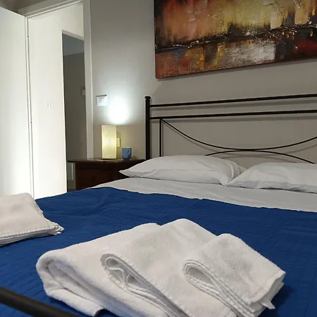 Apartament Casa Dante Alighieri, B Moscufo