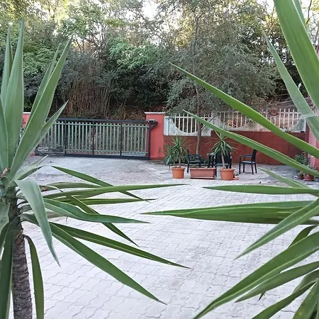 Casa Dante Alighieri, B Apartman *