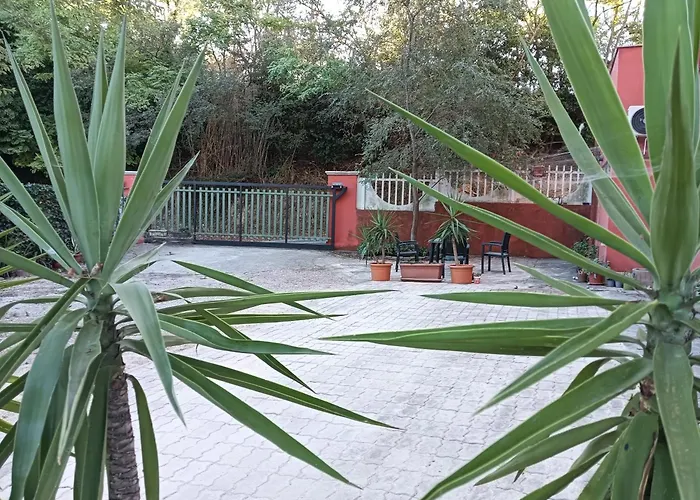 Casa Dante Alighieri, B Apartman *